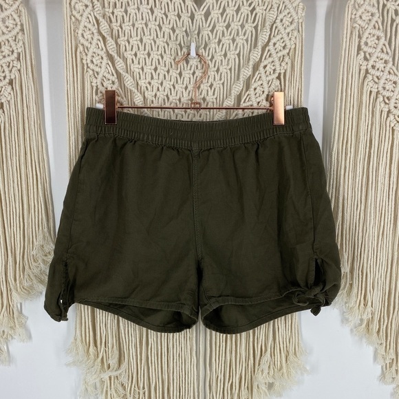 Madewell Pants - Madewell Green Side Knot Twill Shorts Elastic